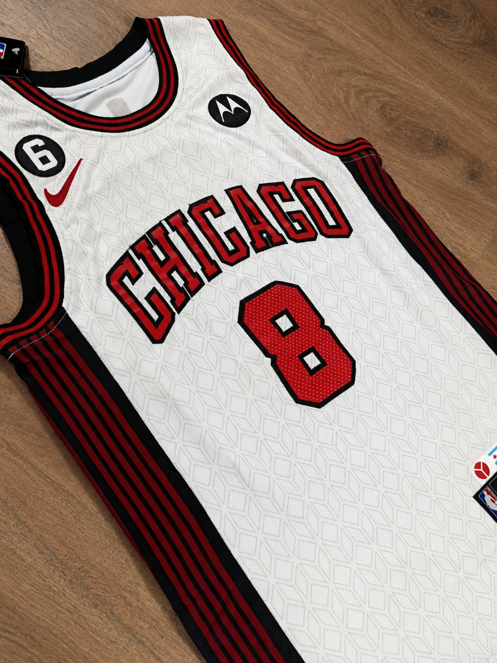 T-shirt Lavine #8 Lavine Basketball Jersey Taille M Nike NBA – photo 3
